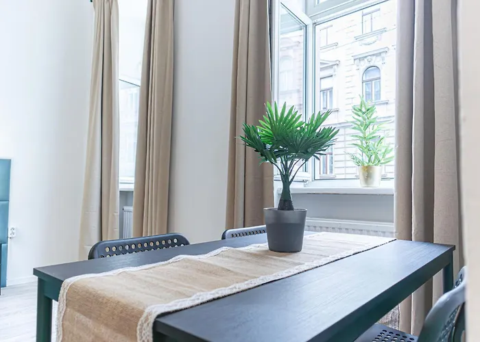 3-bedroom In Comfort Βιέννη