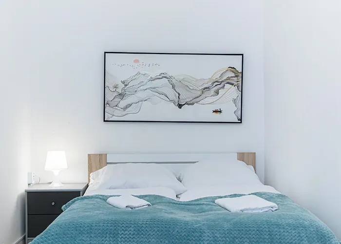 Διαμέρισμα 3-bedroom In Comfort *