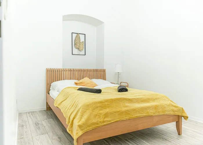 Διαμέρισμα 3-bedroom In Comfort *